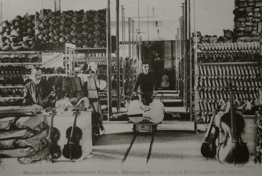 Photo d'époque des ateliers Laberte-Humbert.