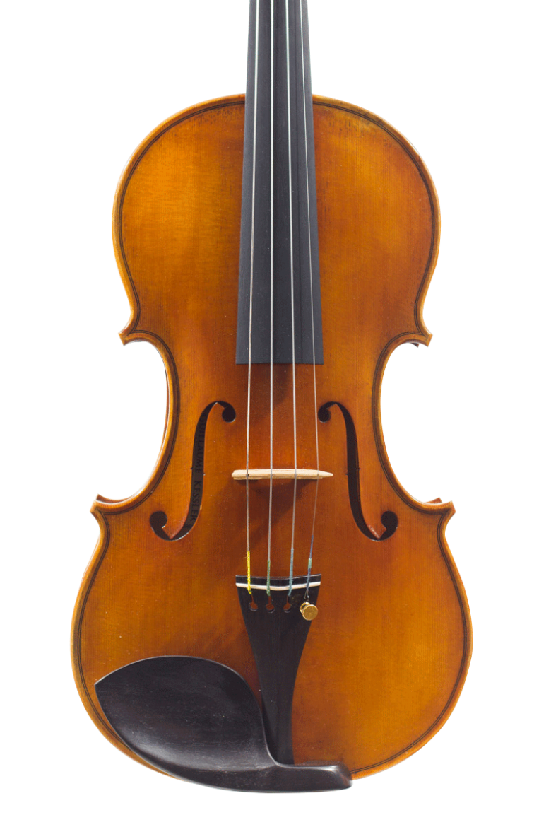 La table du violon basée sur un modèle de Stradivari.
