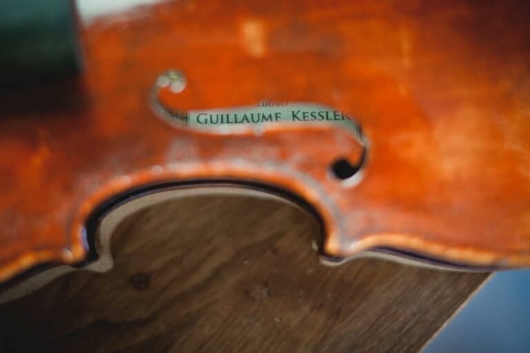 Pourquoi commander un violon de luthier