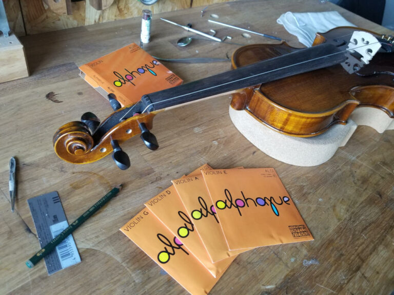 Le prix des violons Guillaume KESSLER, luthier à Strasbourg