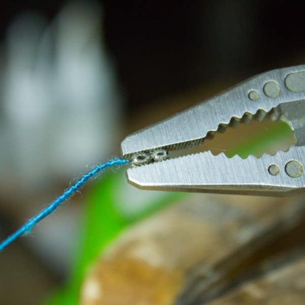 Comment transformer une corde à boule en boucle - Écraser l'anneau