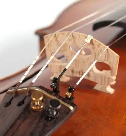 Comment installer des tendeurs Wittner Hill sur vos cordiers de violon