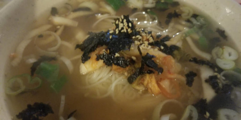 La soupe est très présente dans le repas coréen.