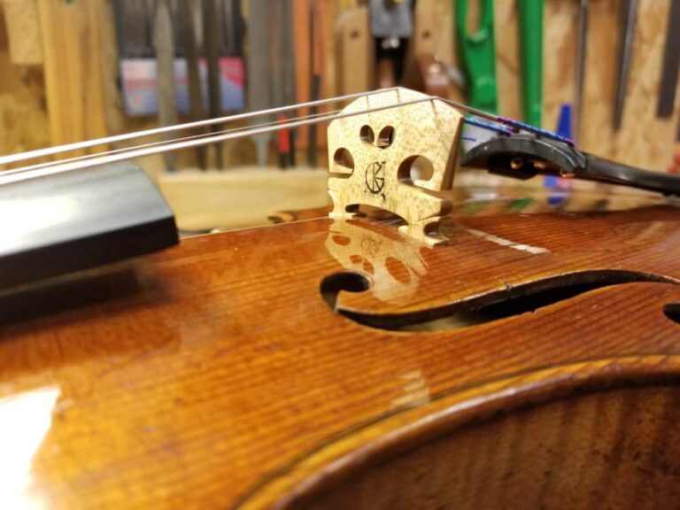 Comment replacer le chevalet d’un violon