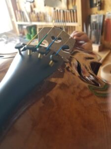 The best tailpiece to get started on the violin