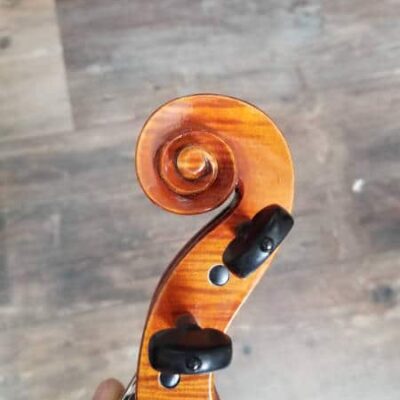 Prendre la volute d'un violon en photo