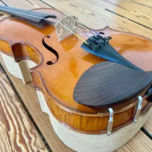 violon Mirecourt mentonnière