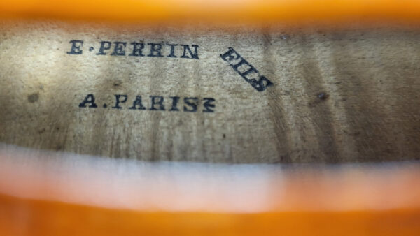 Etienne PERRIN Mirecourt 19e - Marque