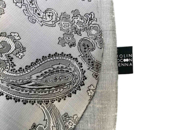 violincocoon-paisley-coutures.jpg violincocoon-paisley-coutures.jpg