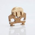 wmutes-sourdine-violon-sur-un-chevalet-or.jpg