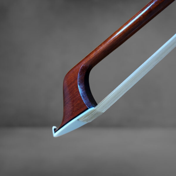 Archet de violoncelle Guillaume KESSLER 2024 - Chanfrein Archet de violoncelle Guillaume KESSLER 2024 - Chanfrein